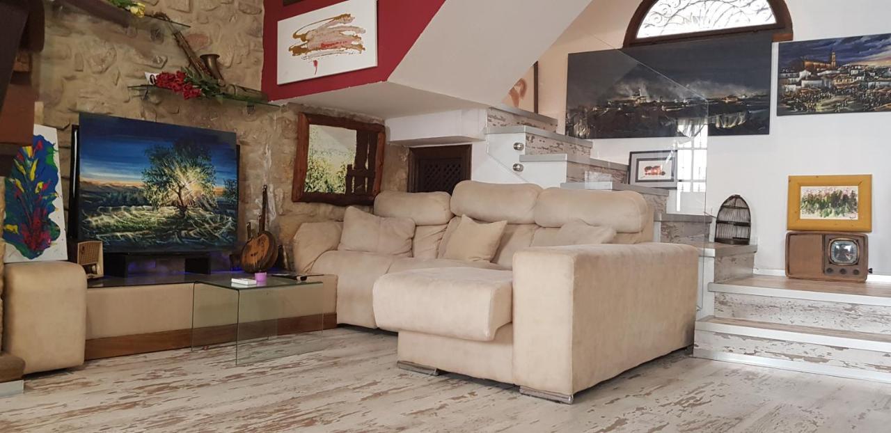 La Casa Del Pintor - Estudio De Arte En Baeza Kültér fotó